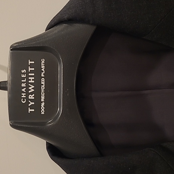 Charles Tyrwhitt -46R - Charcoal Suit (Jacket & Pants) -- NWOT - Never Worn!! - Picture 7 of 15